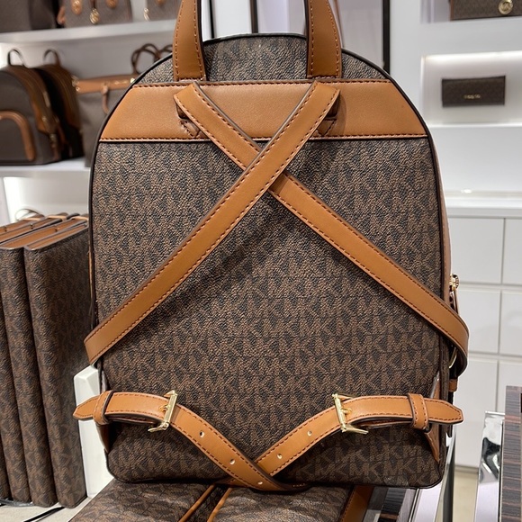 Michael Kors Backpack Bag Jaycee Md Backpack Brown Braun 35S2G8TB2B - Picture 15 of 16